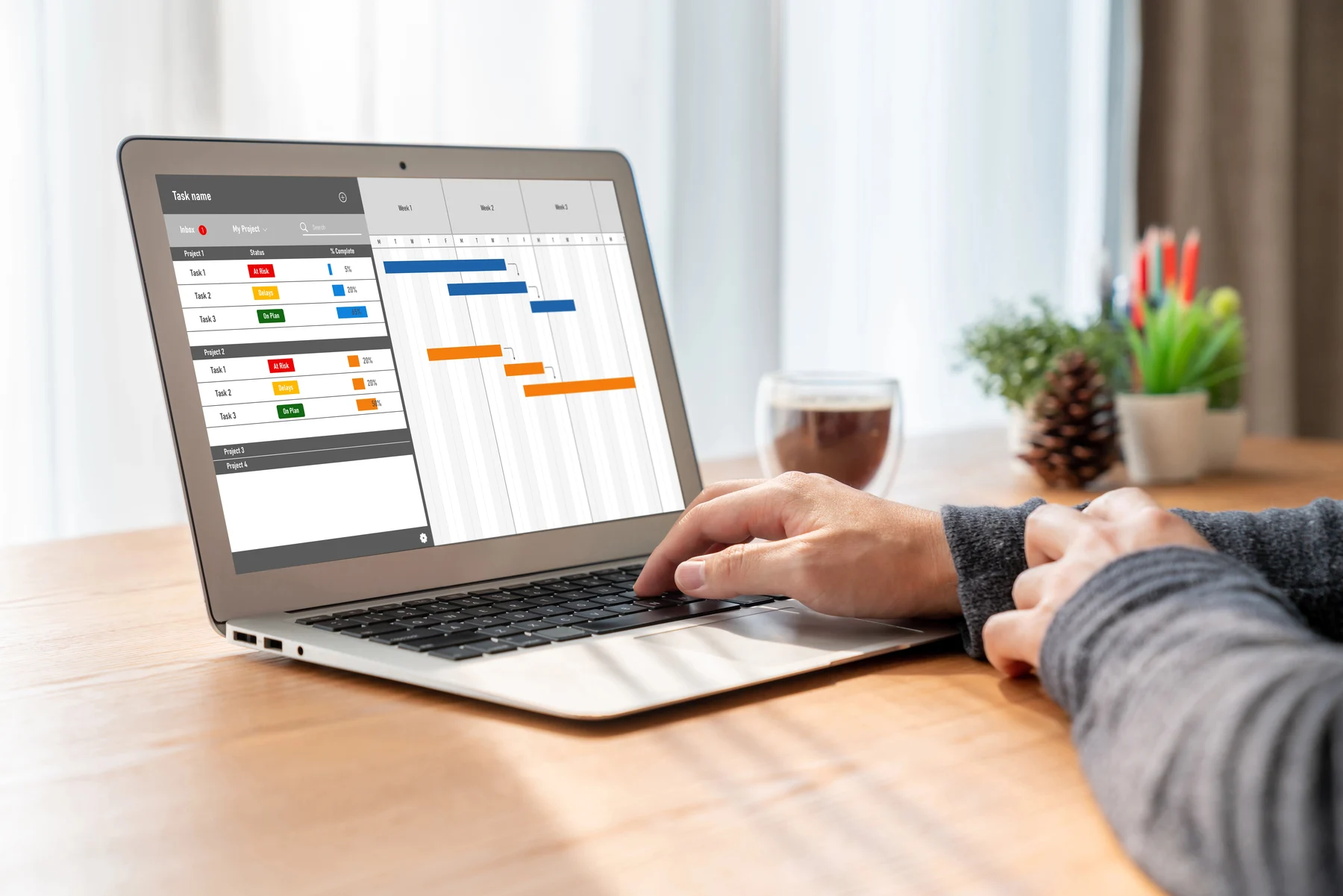 Digitale Aufgaben- und Terminplanung auf einem Laptop